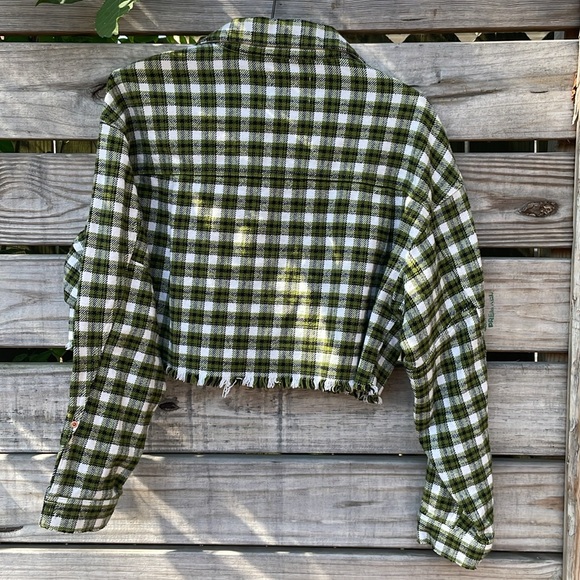 BDG cropped flannel- size small - Picture 5 of 6